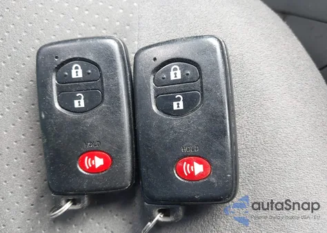 2011 Toyota Prius Two from USA, damaged, VIN JTDKN3DU0B1455839